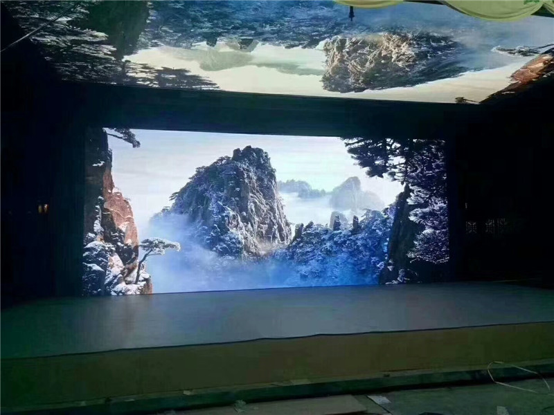 LED顯示屏在電影院的應(yīng)用:革新觀影體驗(yàn) | 四川LED顯示屏生產(chǎn)廠家